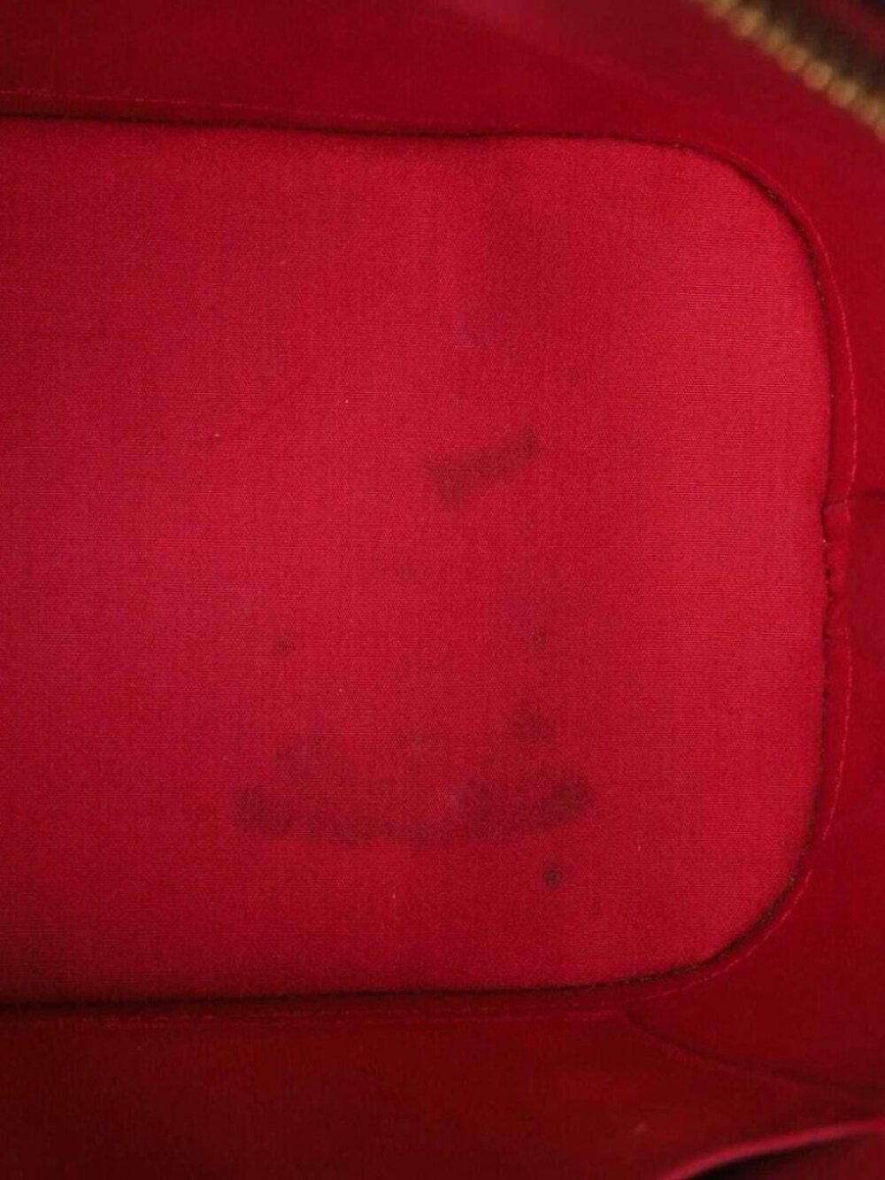 Louis Vuitton Rose Indian Monogram Vernis Alma PM Bag - Picture 11 of 12